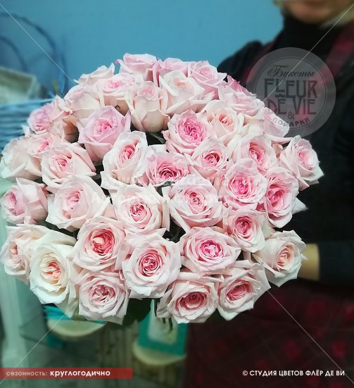 Букет из 35 пионовидных ароматных роз Охара Пинк